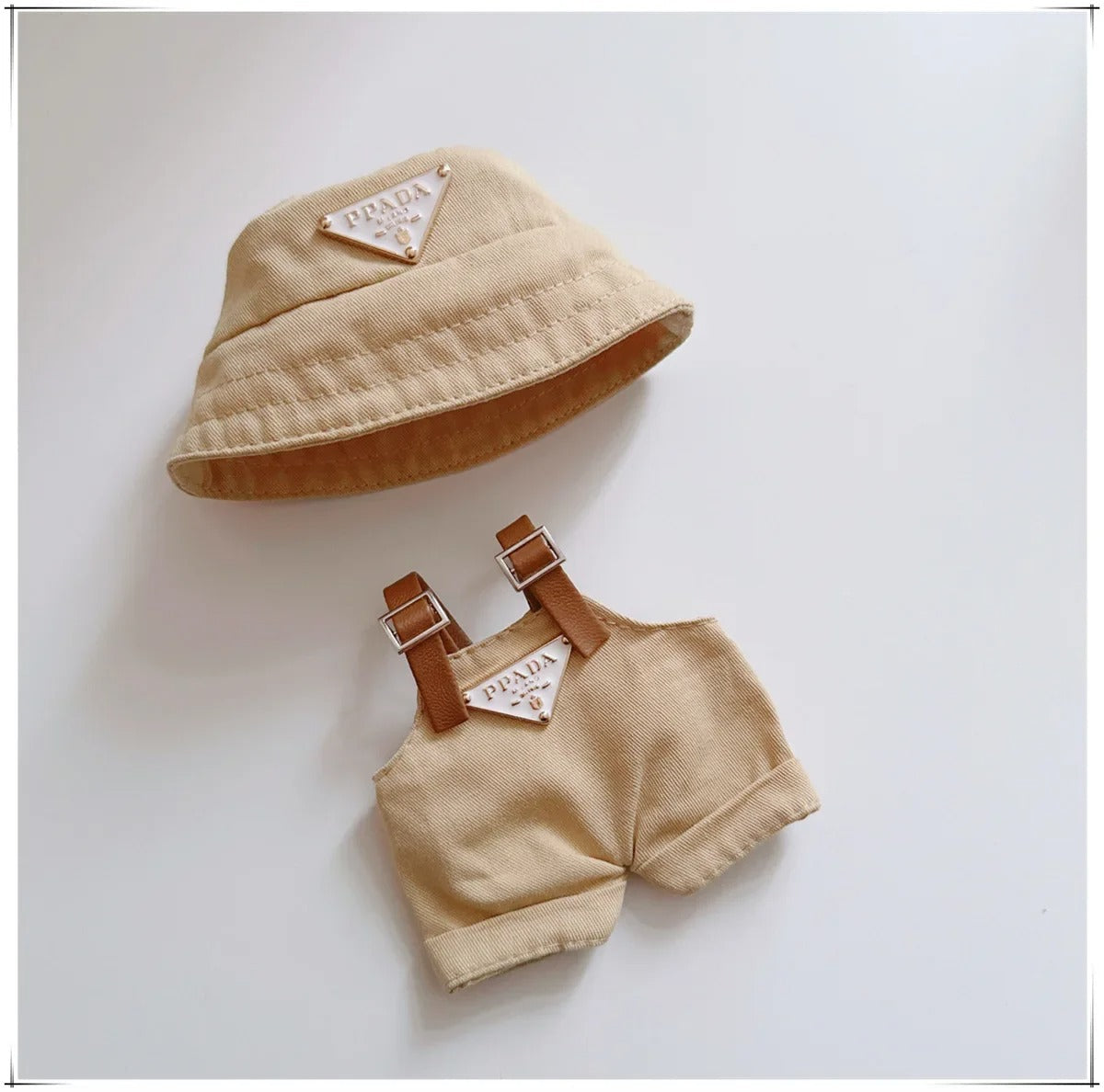Stylish Outfit Set for Labubu Figure – Bucket Hat & Overalls ImLabubu